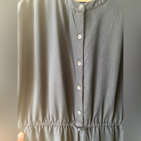 Gap• One-piece • Black 🖤 - Picture 2 of 6